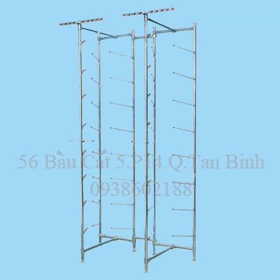 MT102: Chân chữ A